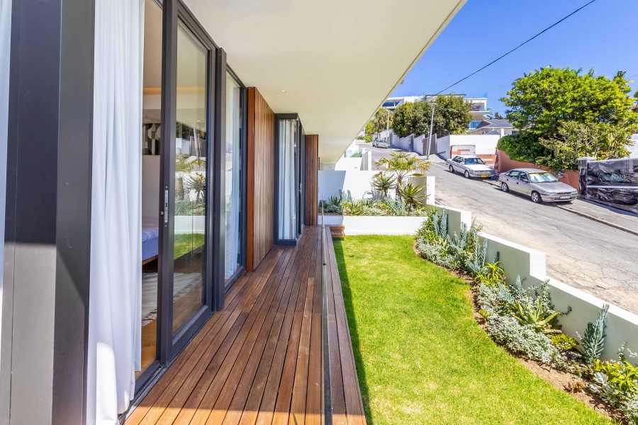 4 Bedroom Property for Sale in Fresnaye Western Cape